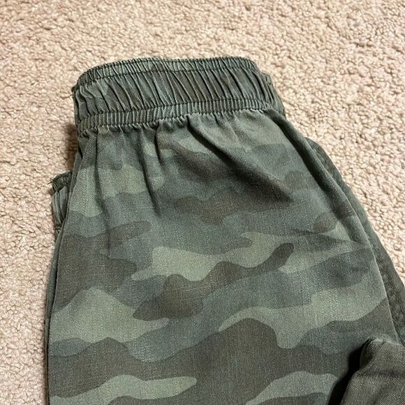 NWT KNOX ROSE WOMENS SIZE SMALL CAMOUFLAGE JOGGERS - Picture 2 of 5